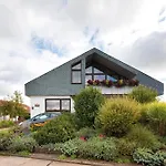 Haus Mueller Apartman